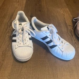 Adidas superstar black and white shoes size 7